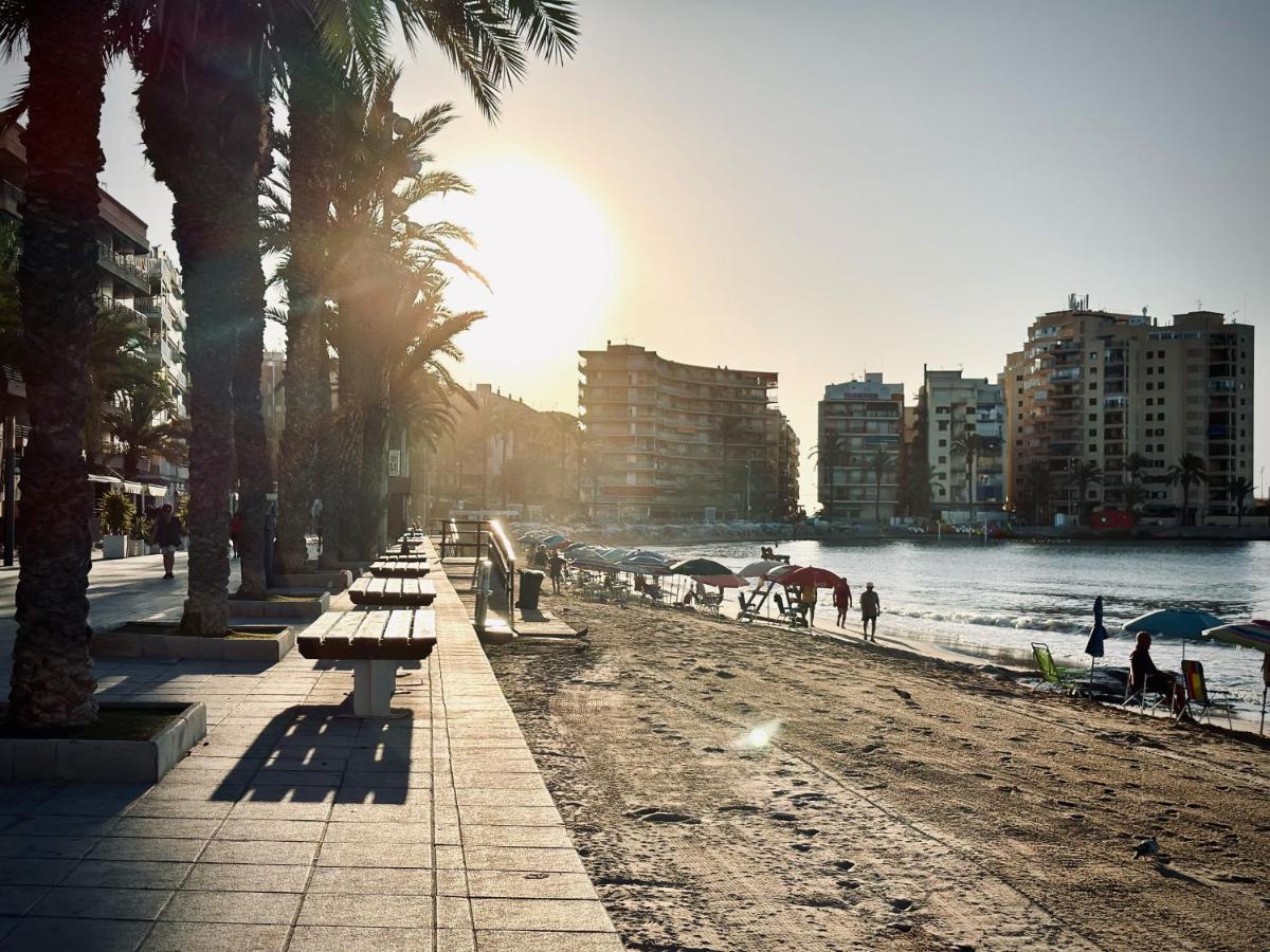 Playa Del Cura, 2 Min Zum Strand, Zentral, Kostenlos Parken Torrevieja Exterior foto